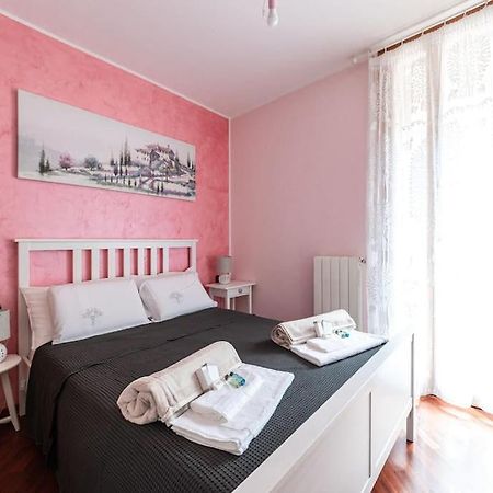 Appartamento Caterina A 5 Minuti Da Milano Fiere E San Siro Con Wifi-Netflix-Free Parking Екстер'єр фото
